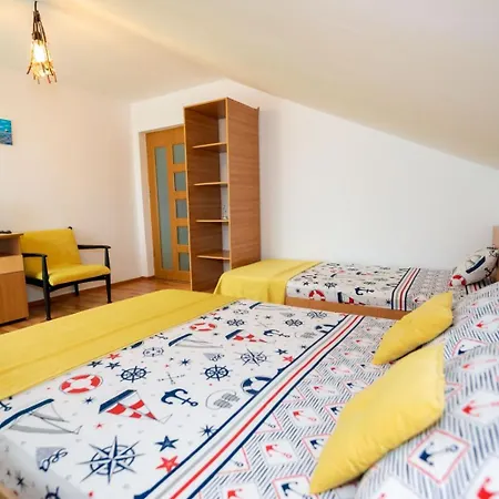 בית אירוח Casuta Cu Zorele *