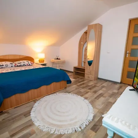 Casuta Cu Zorele Homestay szállás *