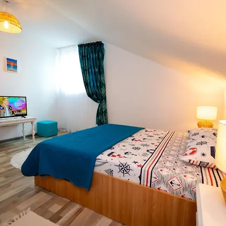 Casuta Cu Zorele Accommodatie bij particulieren Două Mai